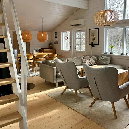 Summer House With Annex Near Beach In Fjellerup *